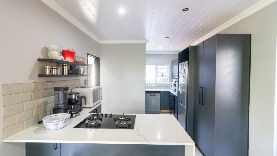 3 Bedroom Property for Sale in Beacon Bay Eastern Cape
